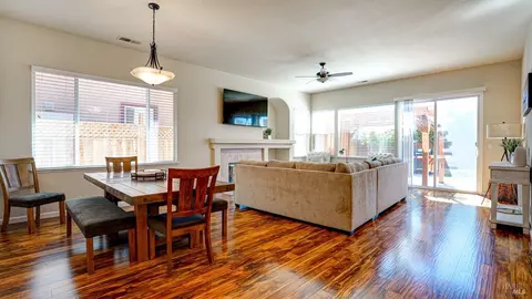 7664 8th Hole Dr, Windsor, CA 95492 photo 6