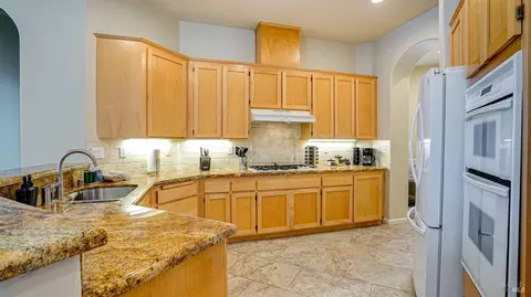 7664 8th Hole Dr, Windsor, CA 95492 photo 12