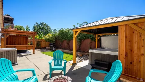 7664 8th Hole Dr, Windsor, CA 95492 photo 28