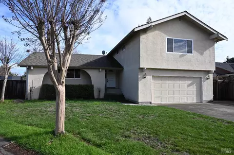 2814 Audubon Ct, Santa Rosa, CA 95403