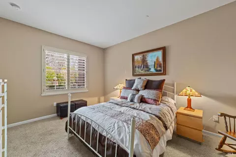 Bedroom - 4401 Avondale Cir, Fairfield, CA 94533 photo 2 of 10