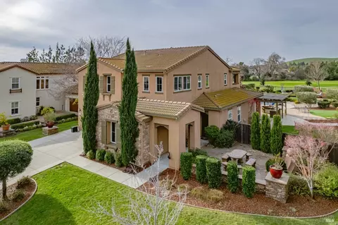 Exterior - 4401 Avondale Cir, Fairfield, CA 94533 photo 7 of 31