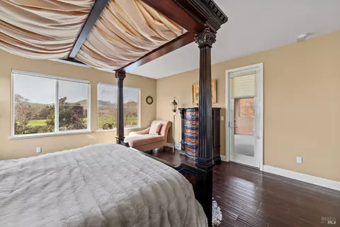 Bedroom - 4401 Avondale Cir, Fairfield, CA 94533 photo 8 of 10