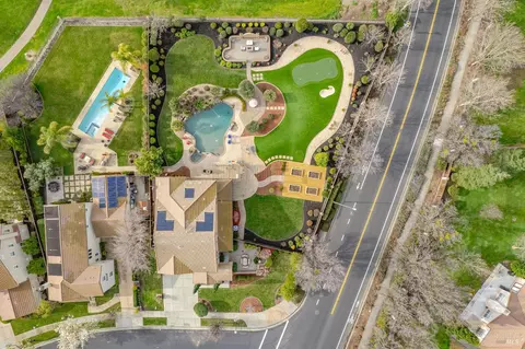 View/Area - 4401 Avondale Cir, Fairfield, CA 94533 photo 7 of 9