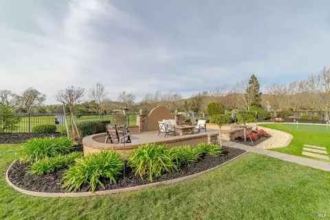 Exterior - 4401 Avondale Cir, Fairfield, CA 94533 photo 31 of 31