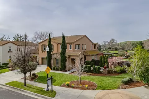 Exterior - 4401 Avondale Cir, Fairfield, CA 94533 photo 6 of 31