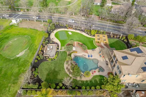 View/Area - 4401 Avondale Cir, Fairfield, CA 94533 photo 3 of 9