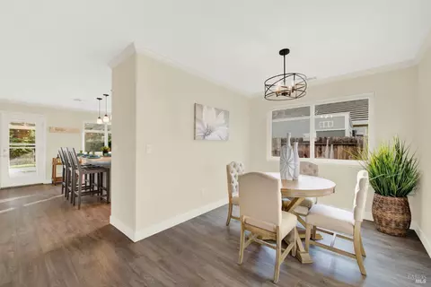 284 Regency Cir, Vacaville, CA 95687 photo 10