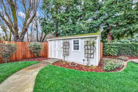 284 Regency Cir, Vacaville, CA 95687 photo 64