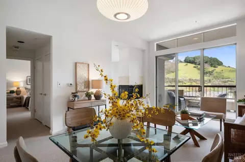 400 Deer Valley Rd #5D, San Rafael, CA 94903