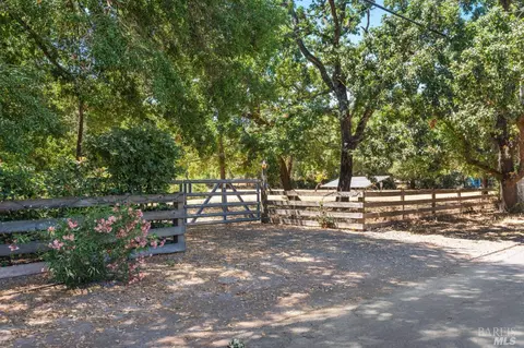 2003 Denmark St, Sonoma, CA 95476 photo 2