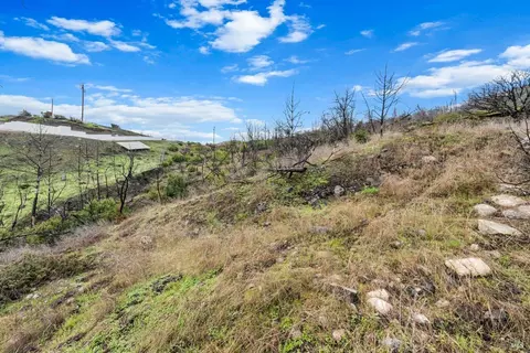 8 Live Oak Ln, Napa, CA 94558 photo 13