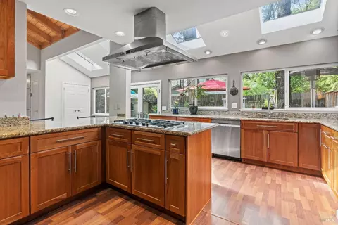 Kitchen - 522 S Spring St, Ukiah, CA 95482 photo 1 of 4