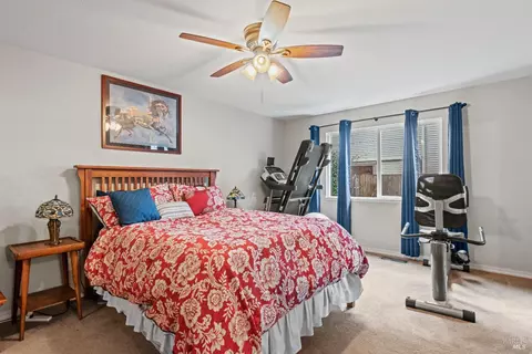 Bedroom - 522 S Spring St, Ukiah, CA 95482 photo 1 of 6