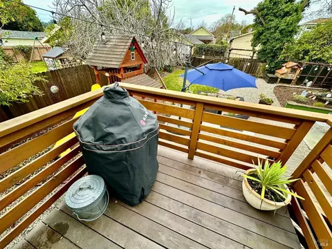 471 E J St, Benicia, CA 94510 photo 64