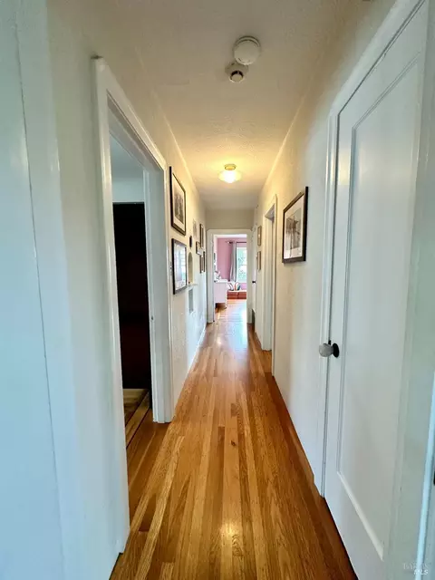 471 E J St, Benicia, CA 94510 photo 25