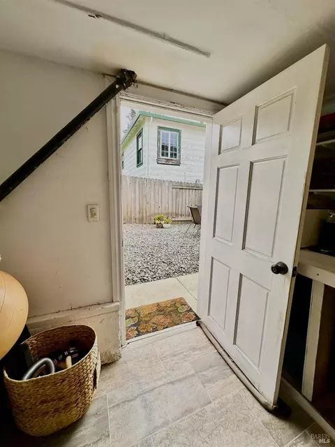 471 E J St, Benicia, CA 94510 photo 68