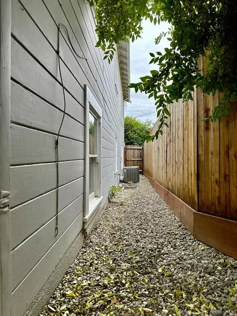 471 E J St, Benicia, CA 94510 photo 59