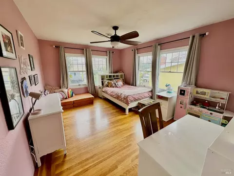 471 E J St, Benicia, CA 94510 photo 26