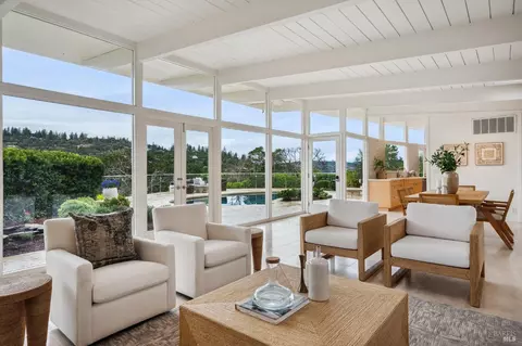 210 Evergreen Dr, Kentfield, CA 94904