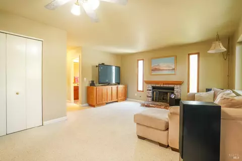 Living - Undisclosed, Petaluma, CA 94954 photo 2 of 4