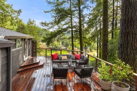 17565 Old Monte Rio Rd, Guerneville, CA 95446