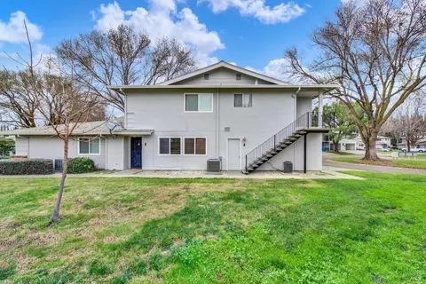 124 Del Rio Cir #4, Vacaville, CA 95687