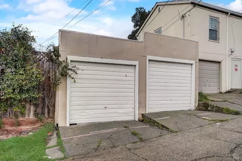 Exterior - 615 Kentucky St, Vallejo, CA 94590 photo 5 of 10