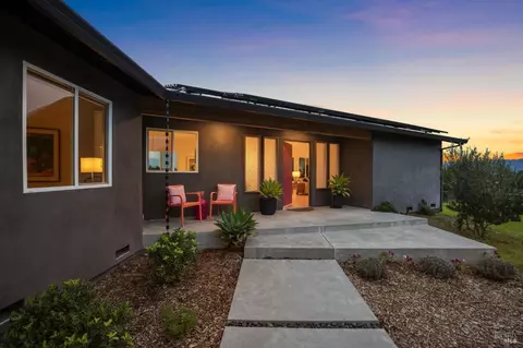 200 Kuck Ln, Petaluma, CA 94952