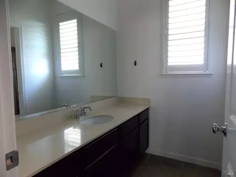 Bath - 1717 Devin Dr, Petaluma, CA 94954 photo 3 of 12