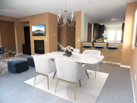 Dining - 1717 Devin Dr, Petaluma, CA 94954 photo 3 of 3