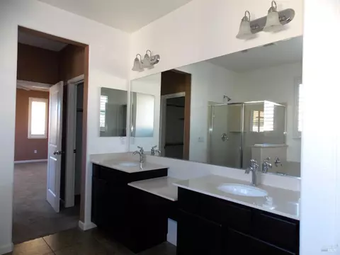 Bath - 1717 Devin Dr, Petaluma, CA 94954 photo 9 of 12