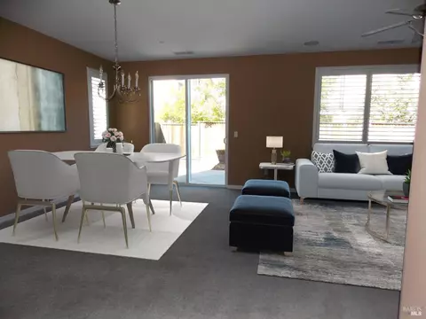 Dining - 1717 Devin Dr, Petaluma, CA 94954 photo 2 of 3