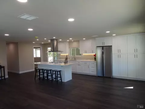 22 Lemon Tree Cir, Vacaville, CA 95687