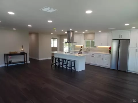 22 Lemon Tree Cir, Vacaville, CA 95687 photo 2