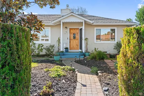 117 Birch Way, San Rafael, CA 94903