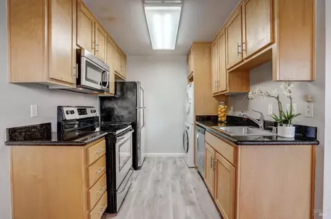 900 Cambridge Dr #133, Benicia, CA 94510