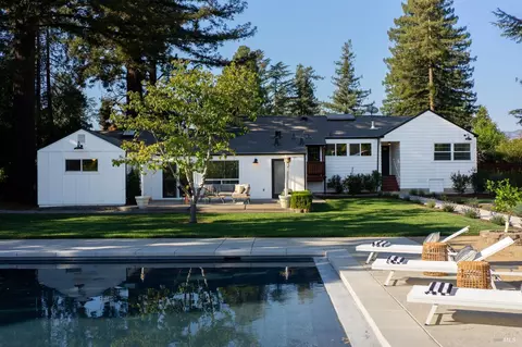 1043 Rose Dr, Napa, CA 94558