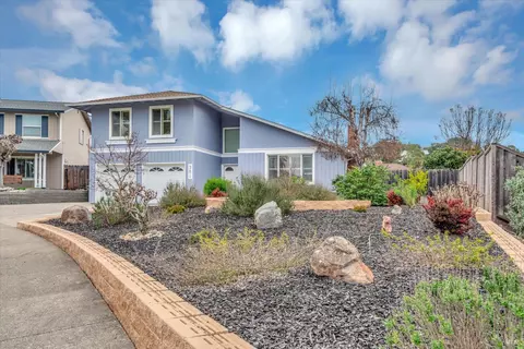 381 San Luis Way, Novato, CA 94945