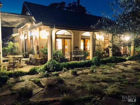 6400 Sharp Rd, Calistoga, CA 94515