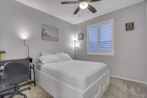885 Turquoise St, Vacaville, CA 95687 photo 17