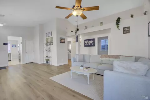885 Turquoise St, Vacaville, CA 95687 photo 8