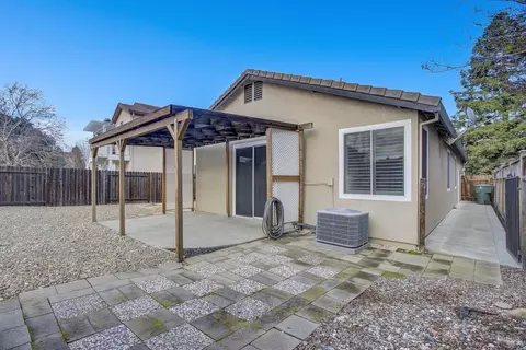 885 Turquoise St, Vacaville, CA 95687 photo 31
