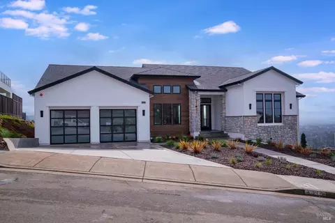 3814 Horizon View Way, Santa Rosa, CA 95404
