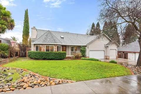 9416 Elsie Way, Windsor, CA 95492 photo 2