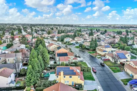 View/Area - 280 Bantry Dr, Vacaville, CA 95688 photo 1 of 7