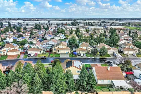 View/Area - 280 Bantry Dr, Vacaville, CA 95688 photo 3 of 7