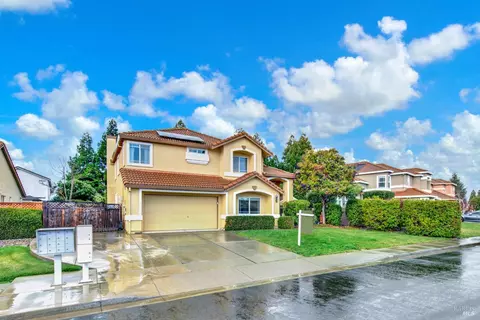 Exterior - 280 Bantry Dr, Vacaville, CA 95688 photo 3 of 26