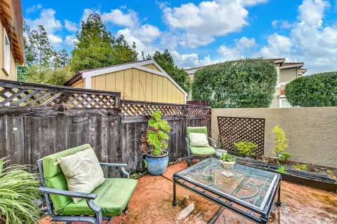 Exterior - 280 Bantry Dr, Vacaville, CA 95688 photo 7 of 26