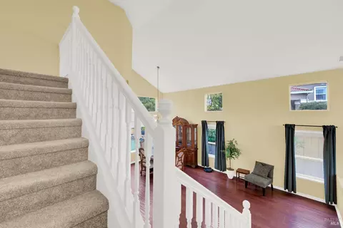 Entry Way - 280 Bantry Dr, Vacaville, CA 95688 photo 2 of 2